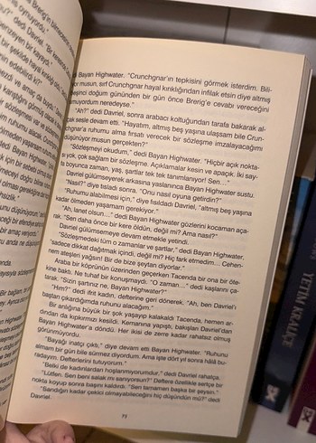  Beden Brandon Sanderson - İsimsiz'in Çocukları