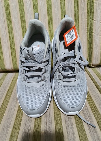 Gri Kinetix Bağcıklı Spor Ayakkabı - Görsel 2