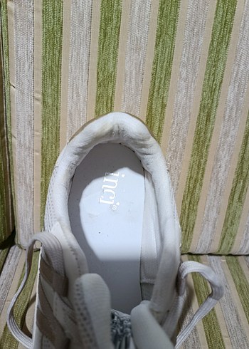 Beyaz Bağcıklı Kadın Spor Ayakkabı - Görsel 5