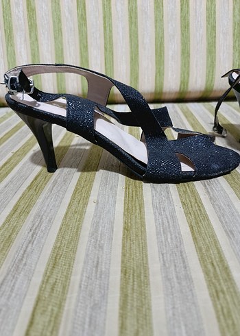 siyah sim Desenli Stiletto Topuklu Kadın Ayakkabı - Görsel 2