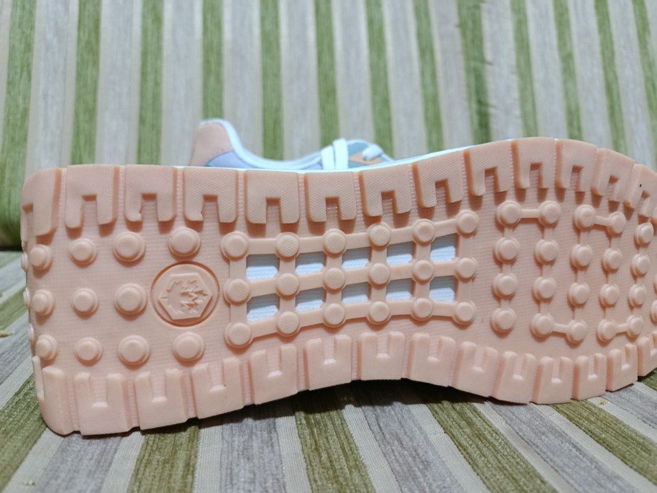 Kadın Çok Renkli Bağcıklı Dolgu Topuk Spor Ayakkabı - Görsel 3