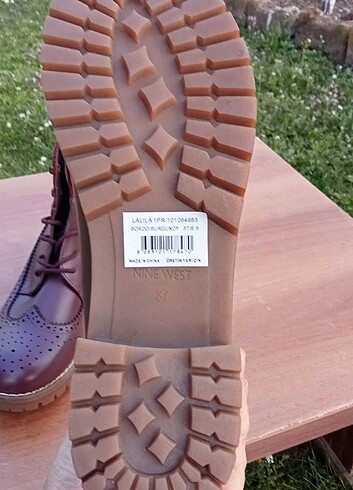 37 Beden Bordo kadin bot