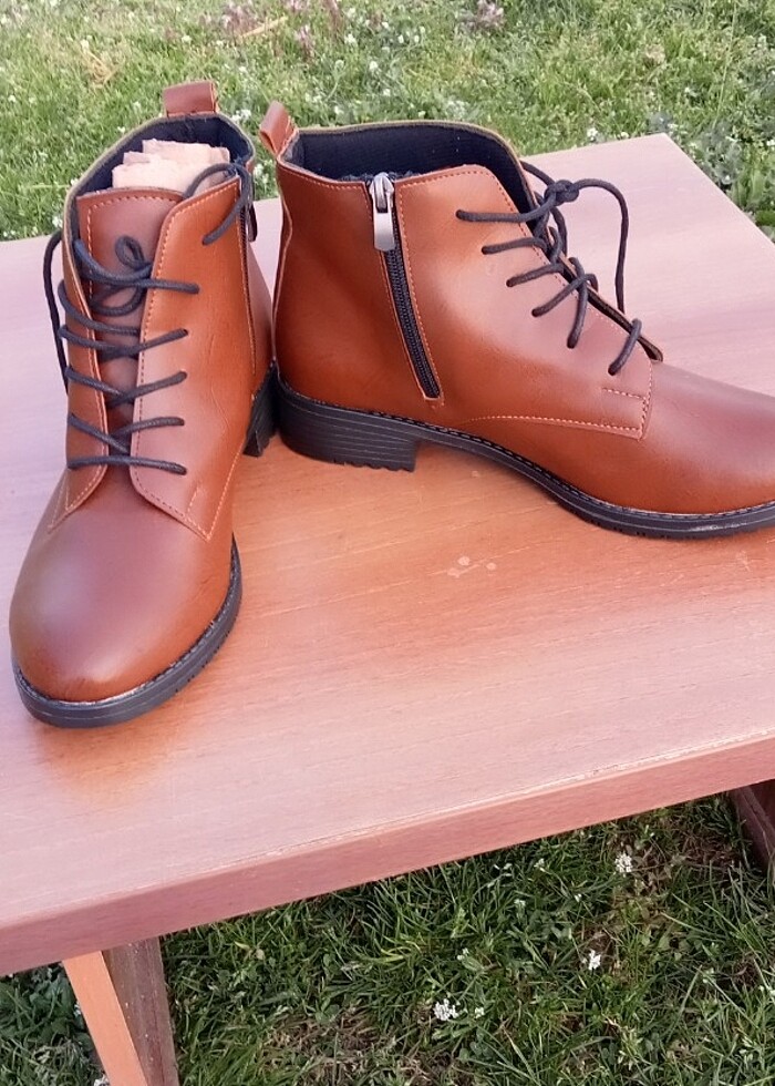 Taba rengi kadin bot - Görsel 4