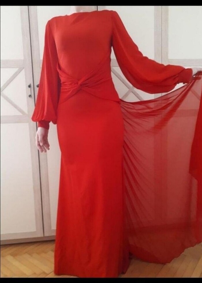 Kırmızı Abiye - Görsel 3