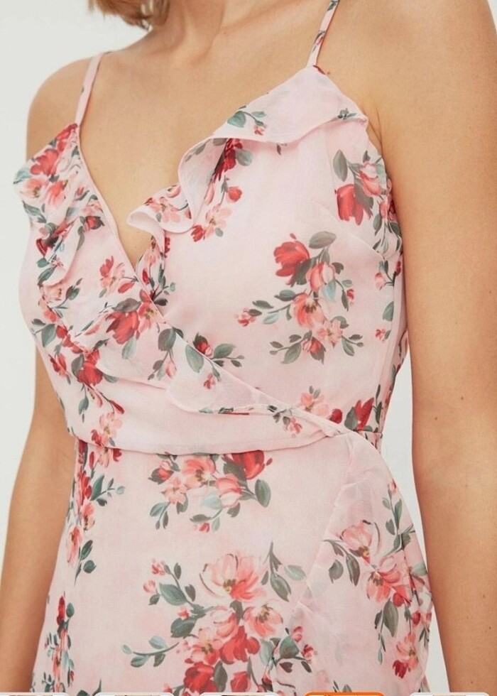 Trendyolmilla çiçek desenli elbise - Görsel 2