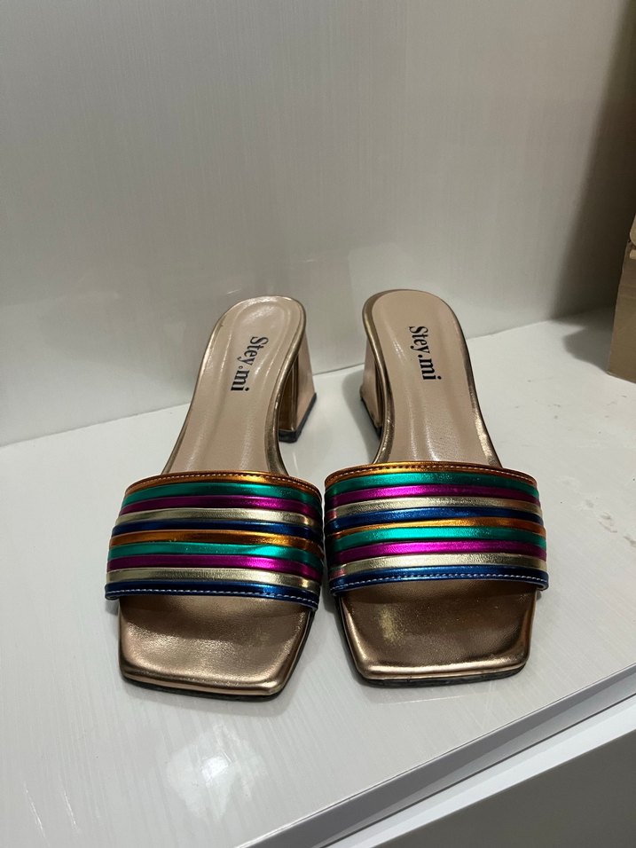 Renkli Çizgili Kadın Topuklu Terlik - Görsel 2