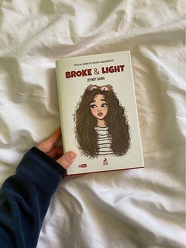 Broke&Light/Zeynep Sahra