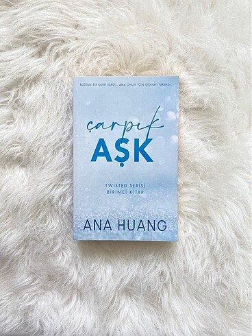 Çarpık Aşk-Ana Huang