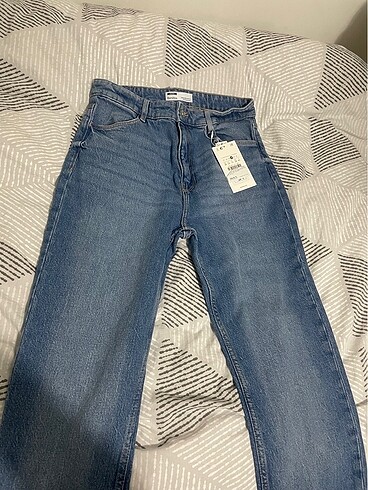 Bershka yeni etiketli jean
