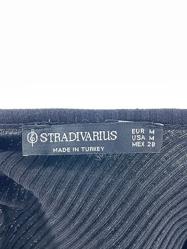 m Beden siyah Renk Stradivarius Bluz %70 İndirimli.