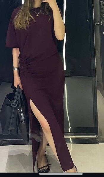 Elbise büzgü detaylı bordo