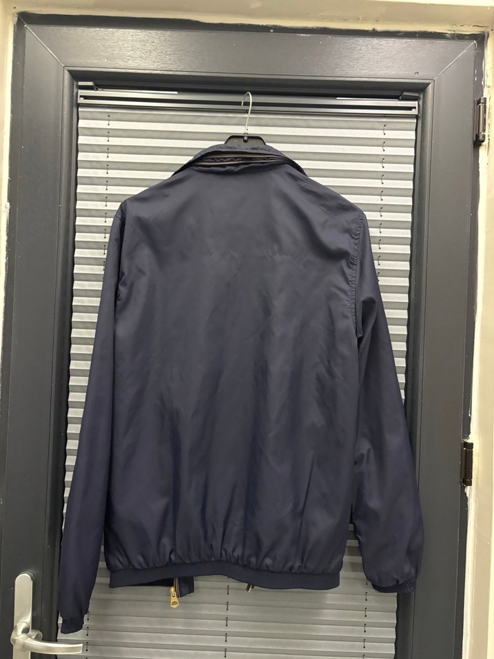 Bershka Yağmurluk - Görsel 2