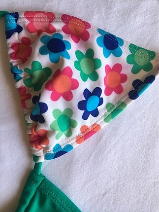 12-13 Yaş Beden yeşil Renk Çiçekli bikini takımı