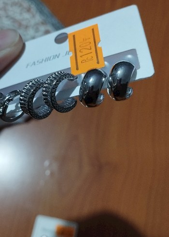 Beden Gri Rock Punk Kadın Küpe Seti çelik