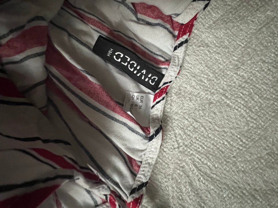 Çizgili Pilili Kırmızı Mini Tulum - Görsel 2