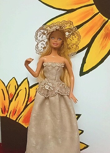 Barbie bebek kıyafetleri...