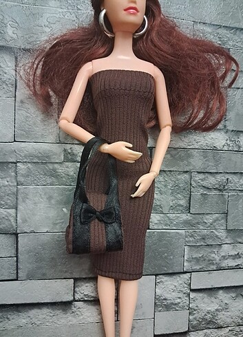 Barbie Barbie bebek kıyafetleri..