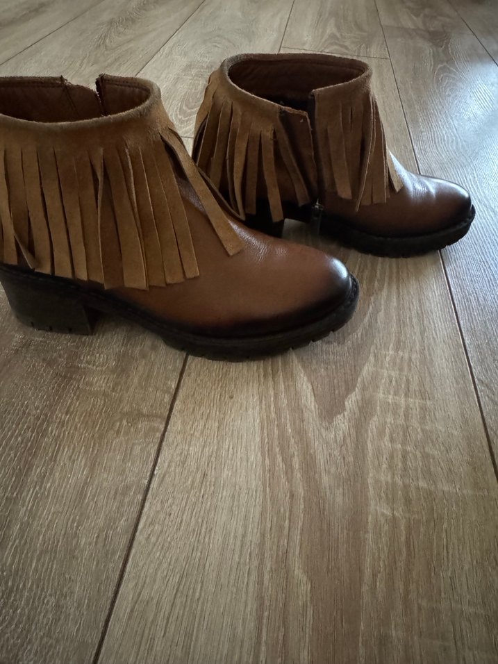 Püsküllü taba renk Süet Kadın Bot - Görsel 2