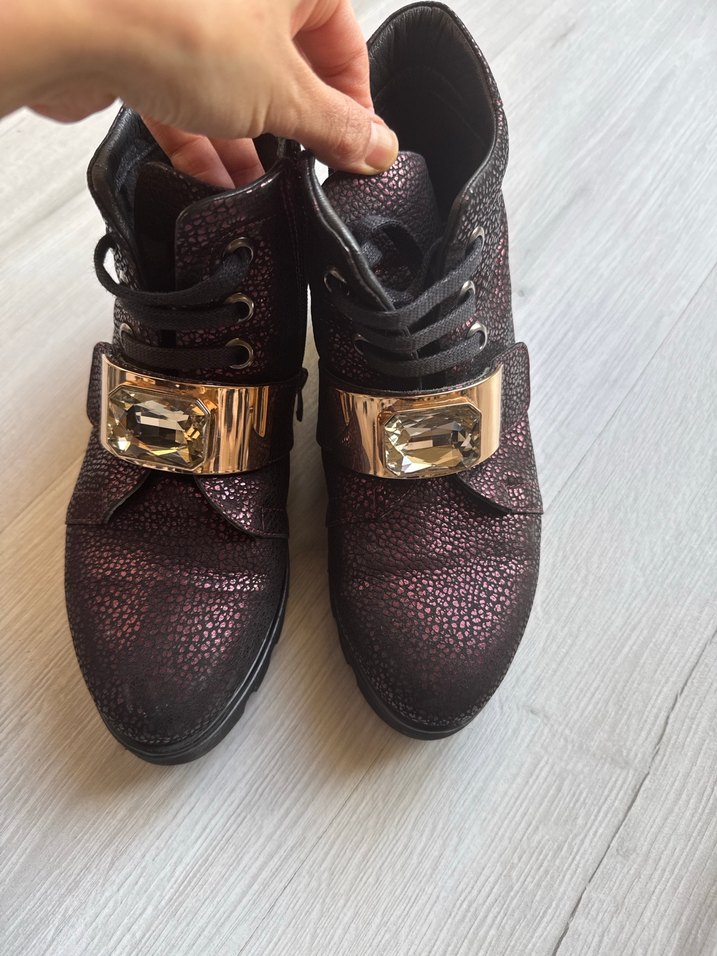 Bordo Deri Yılan Desenli bot - Görsel 3