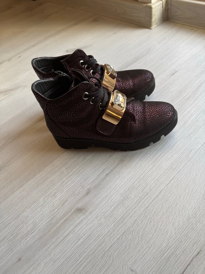 Bordo Deri Yılan Desenli bot - Görsel 2