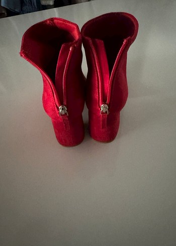 Kırmızı Süet Topuklu Kadın Bot - Görsel 3