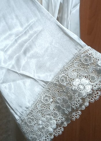 Krem İşlemeli Uzun Kadın Sabahlık - Görsel 6