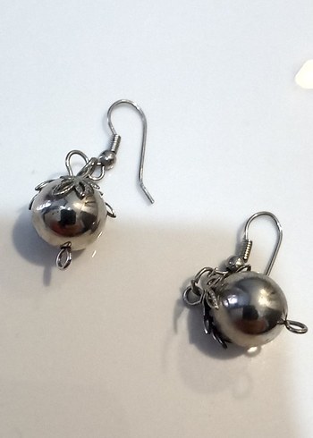 Gri Top Boncuklu Midi Kadın Küpeler - Görsel 3