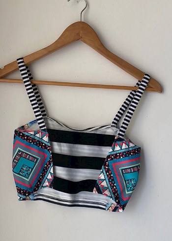 Bershka crop - Görsel 2