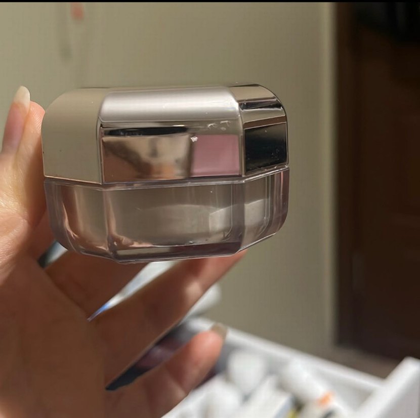 Fenty Beauty Koyu Bej Allık - Görsel 2