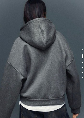 Bershka simli sweatshirt - Görsel 3