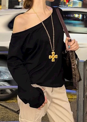 Düşük omuz uzun kollu tişört - Görsel 2