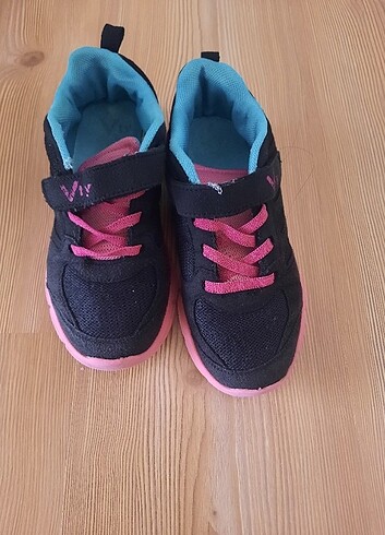 Spor ayakkabi  - Görsel 2