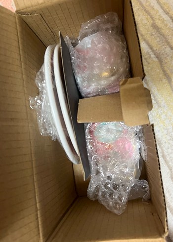 Pembe Desenli Kahve Fincanı ve Tabağı - Görsel 4