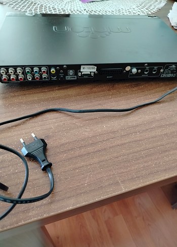 Siyah Minton DVD oynatıcı - Görsel 2