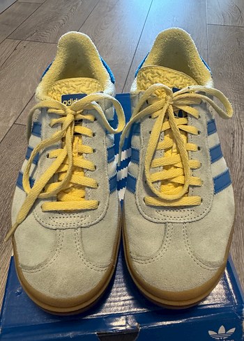 Kadın Adidas Gazelle Spor Ayakkabı
