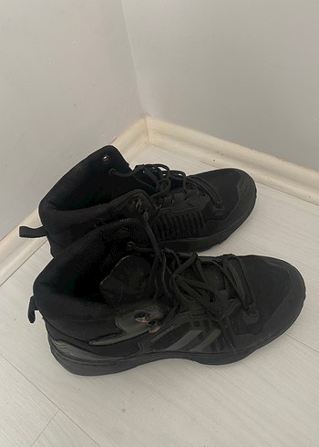 Siyah Bağcıklı Erkek Lastik Bot - Görsel 3