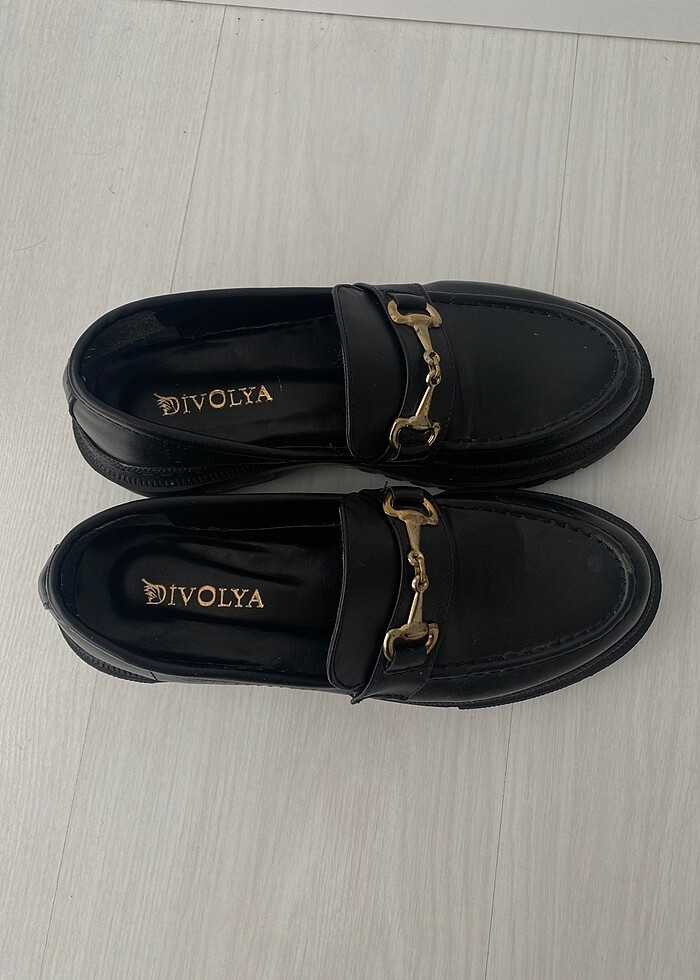 DİVOLYA loafer kadın gold tokalı 36 numara ayakkabı - Görsel 2
