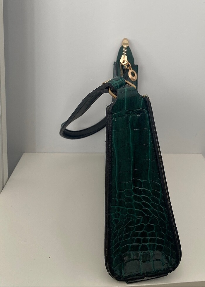 Yeşil vintage gold tokalı çanta - Görsel 2