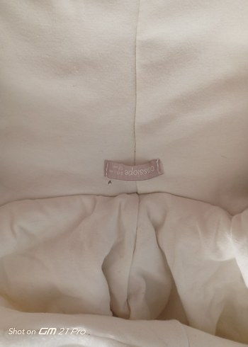 Beyaz Kapüşonlu Bebek Tulum - Görsel 5