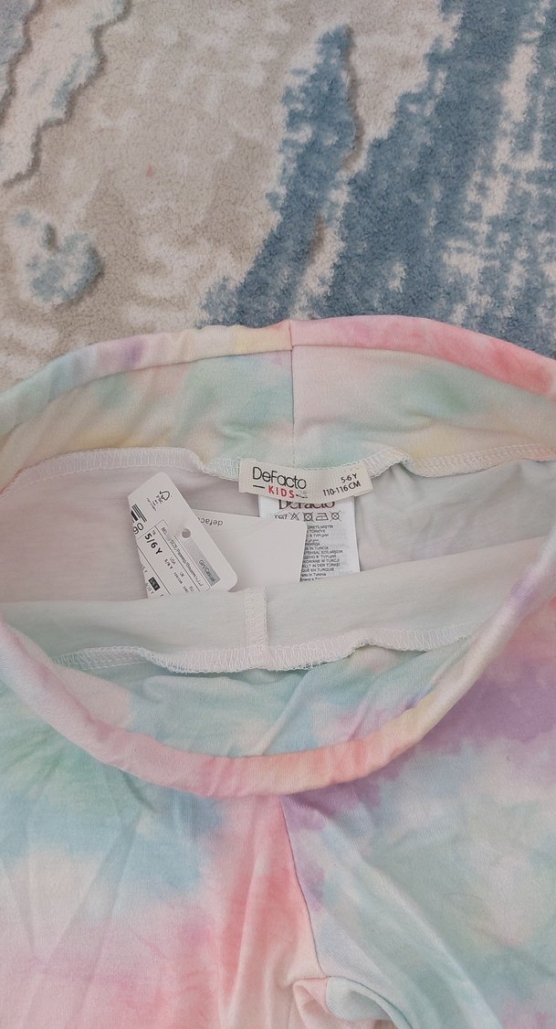 Kız Çocuk Bağlama Desenli Pastel Renkli Şort - Görsel 2