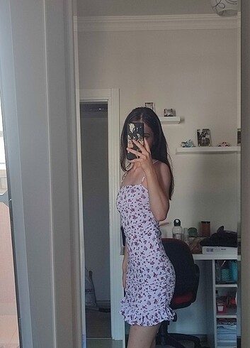 Diğer beyaz çiçekli elbise