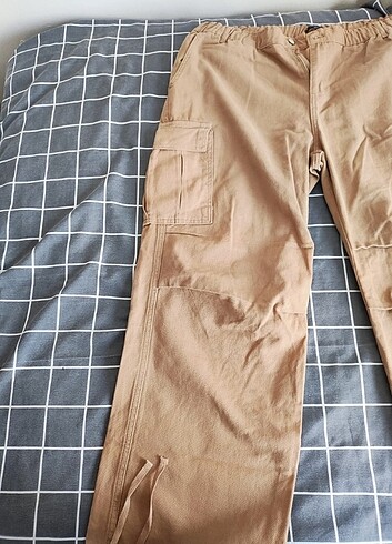 Erkek kargo paraşüt pantolon.