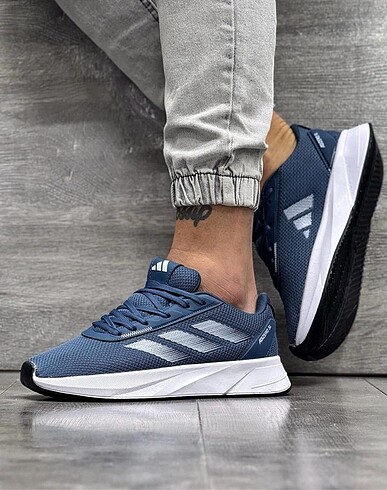 Adidas ????