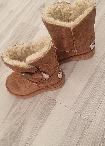 24 Beden Ugg çocuk bot 