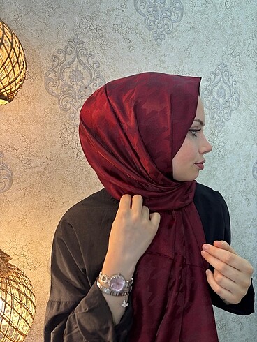 Jakarlı kazayağı desen şal borfo