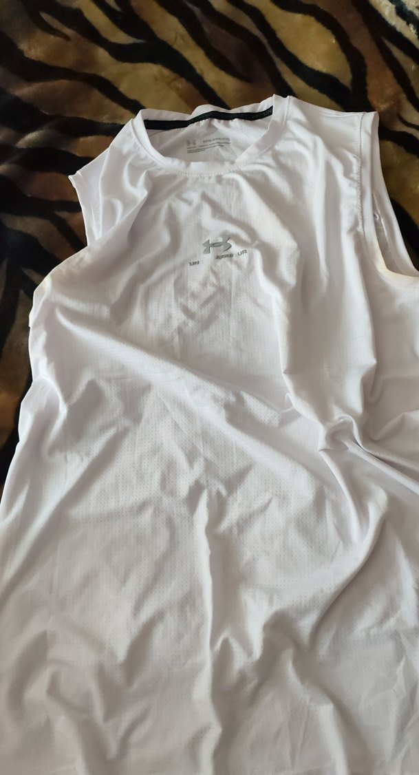 Under Armour Beyaz Erkek Tişört - Görsel 2