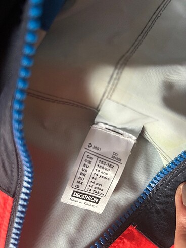 Decathlon turuncu lacivert yağmurluk - Görsel 2