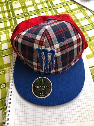 Monster Şapka