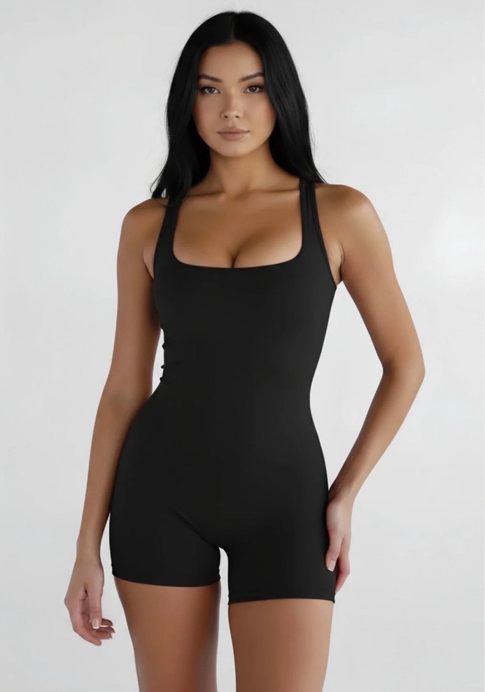 Siyah V Yakalı Kısa Kadın Likralı Tulum - Görsel 2