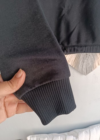 m Beden Siyah Kapüşonlu Uzun Kollu Sweatshirt